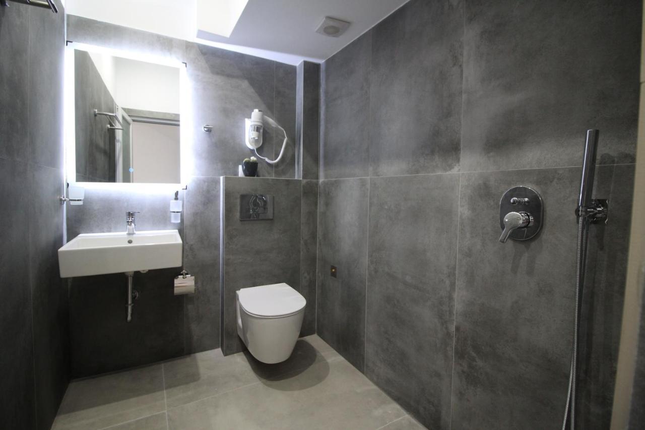 Art De Jon Rooms Sarandë Exterior foto