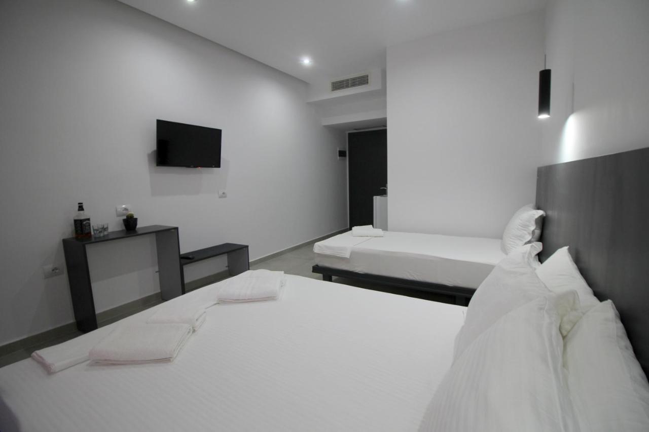 Art De Jon Rooms Sarandë Exterior foto